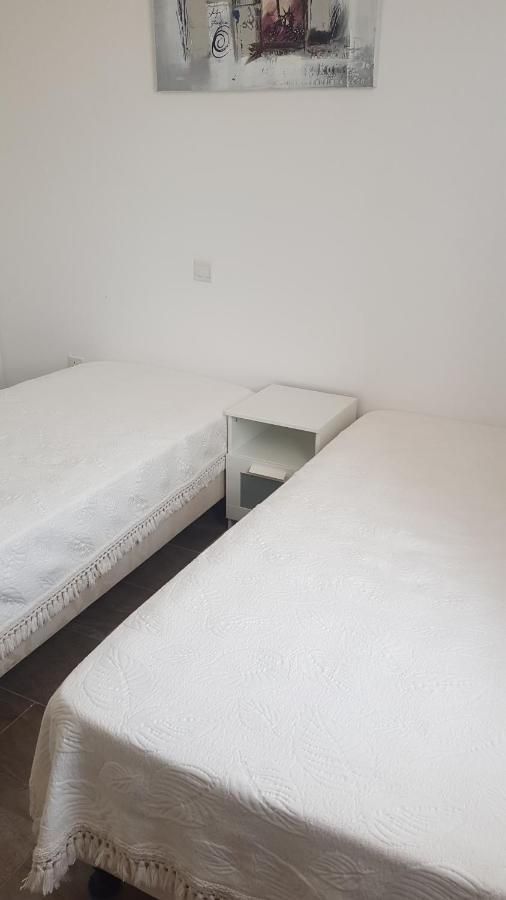 Isabella Court Townhouse Near Venus Beach And Lidl Paphos Ngoại thất bức ảnh